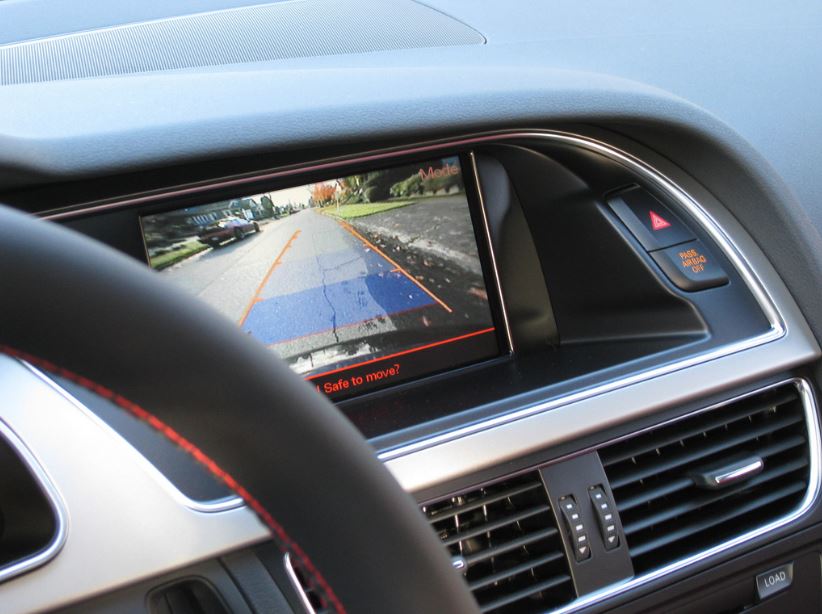 7 Safety Features You'll Want In Your Car